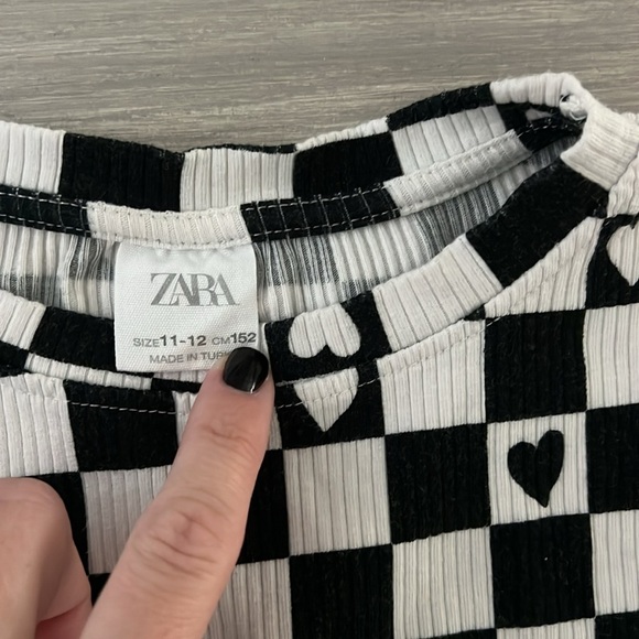Zara Kids Ribbed Checkered Tshirt - Picture 2 of 4